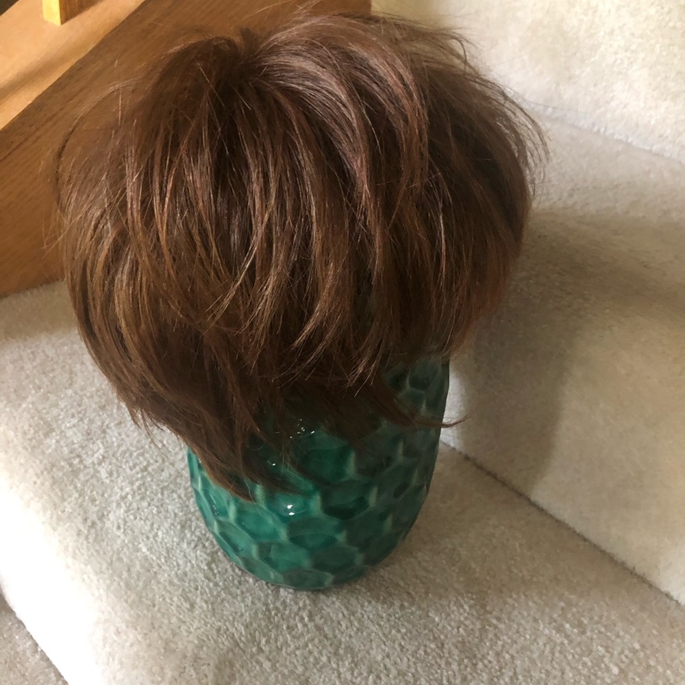 Noriko Wig.